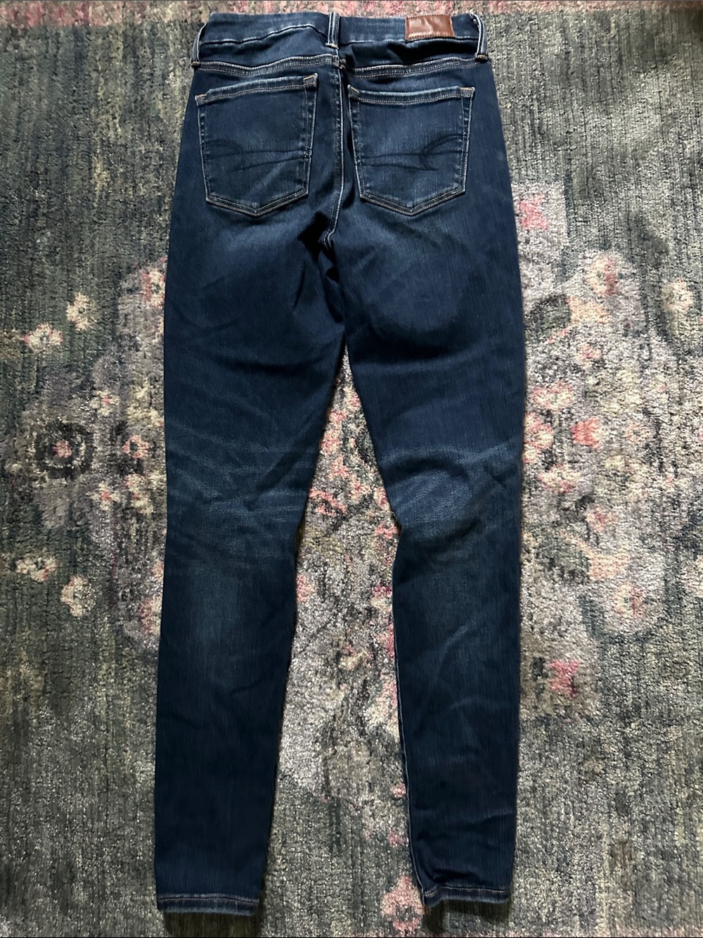 American Eagle Outfitters Luxe Stretch High Rise Jeggings Dark Blue Ripped Knees - Picture 7 of 8